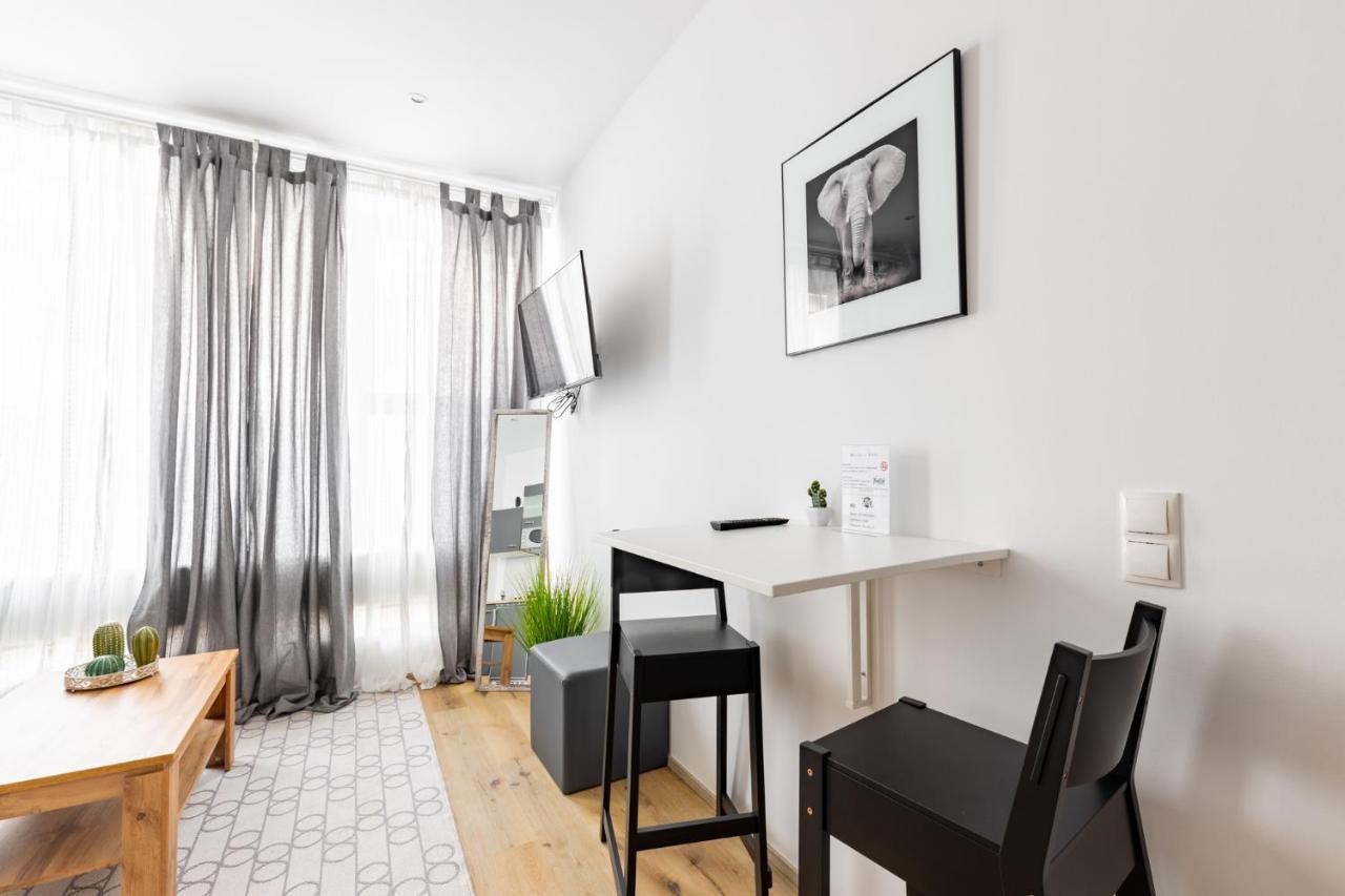 Budget Rooms West With Shared Kitchen Vienna Exterior photo