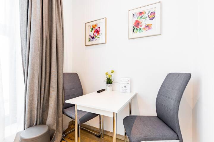 Budget Rooms West With Shared Kitchen Vienna Exterior photo