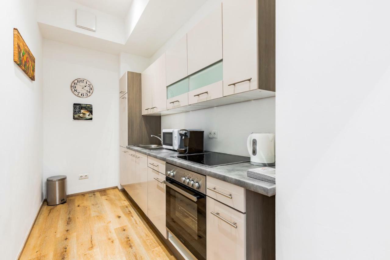 Budget Rooms West With Shared Kitchen Vienna Exterior photo