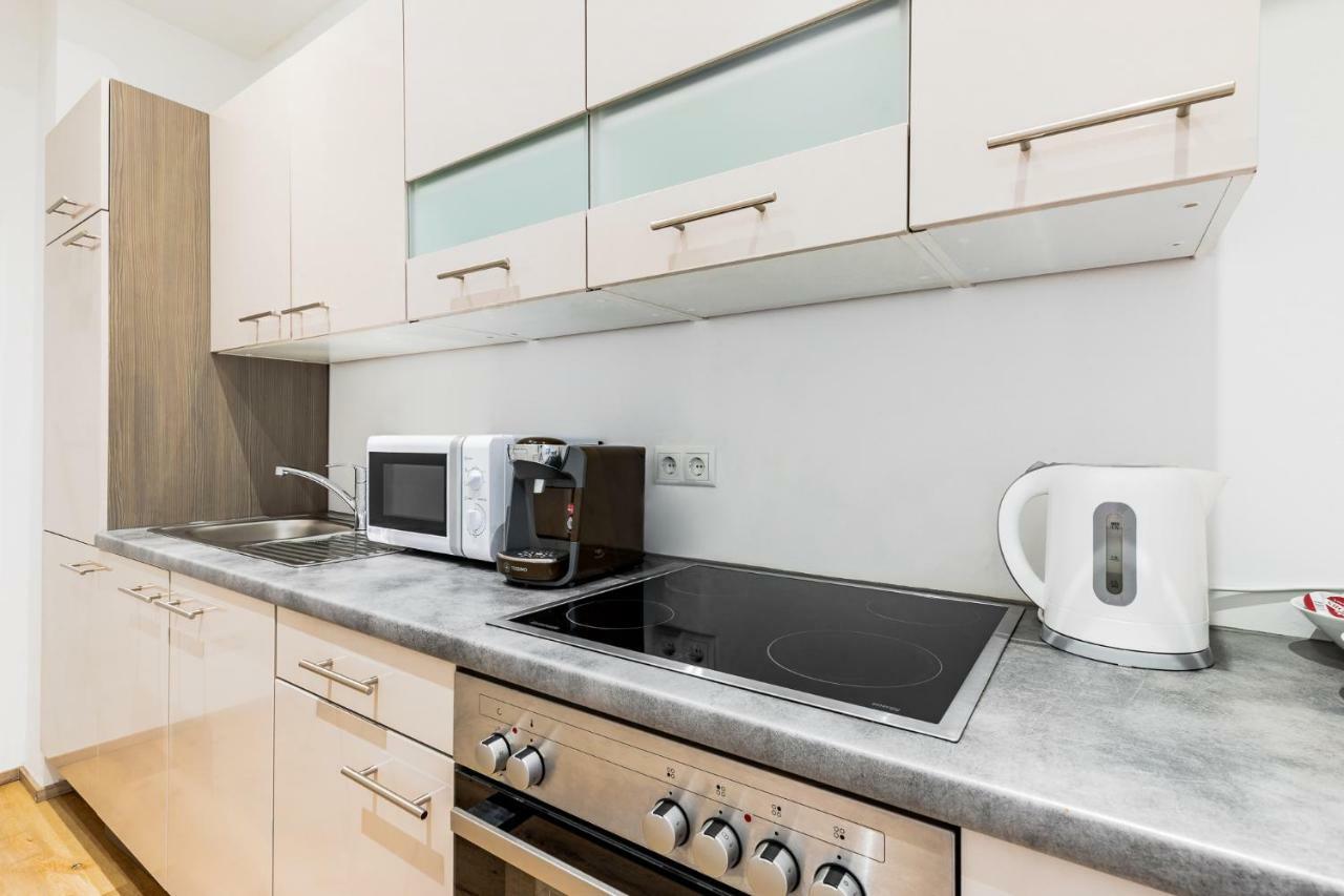Budget Rooms West With Shared Kitchen Vienna Exterior photo