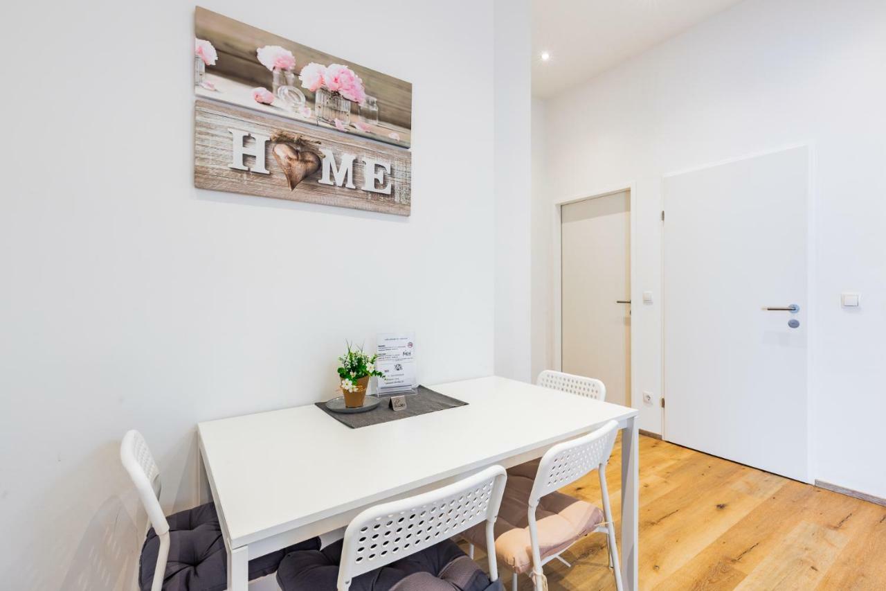 Budget Rooms West With Shared Kitchen Vienna Exterior photo
