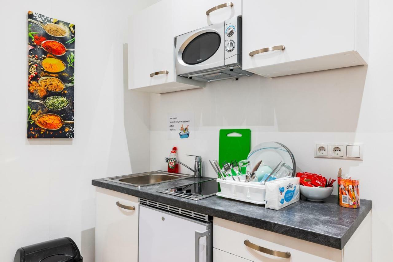 Budget Rooms West With Shared Kitchen Vienna Exterior photo