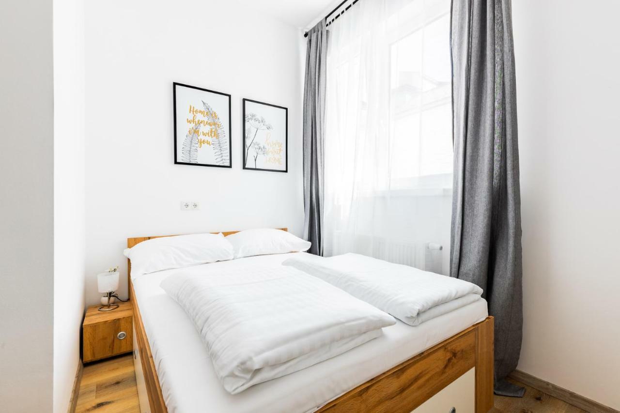Budget Rooms West With Shared Kitchen Vienna Exterior photo